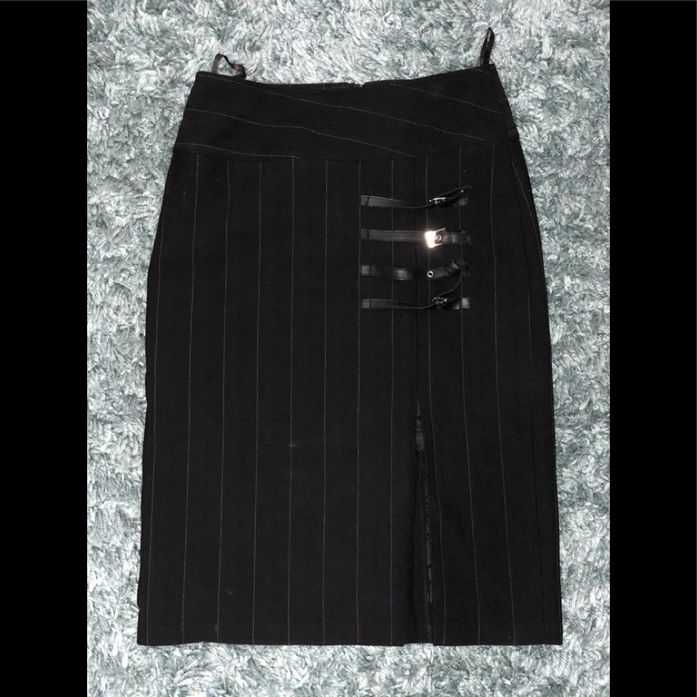 Front slit office skirt